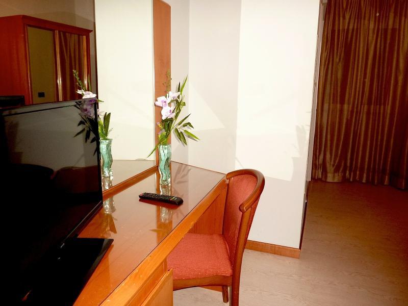 Hotel Louisiana Рим Экстерьер фото