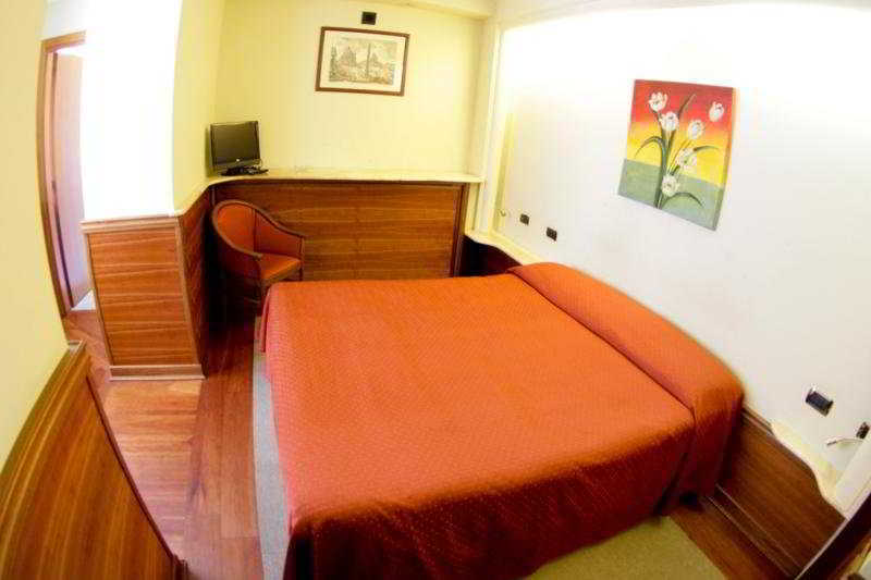 Hotel Louisiana Рим Экстерьер фото